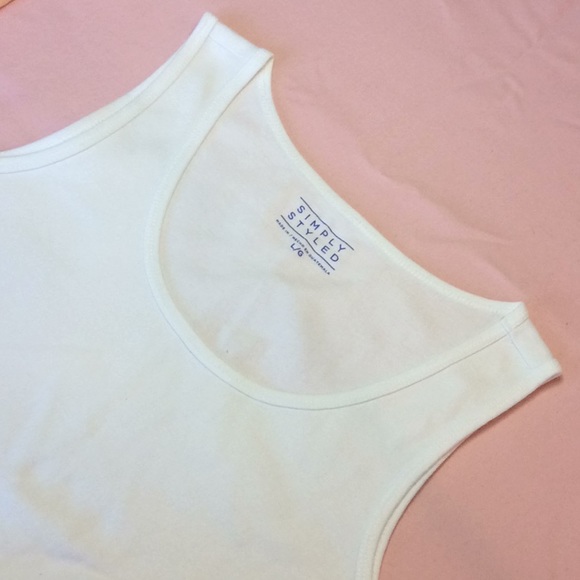 FINAL SALE PRICE Napa Valley & Simply Styled Tank Lot x 2 - Picture 7 of 11